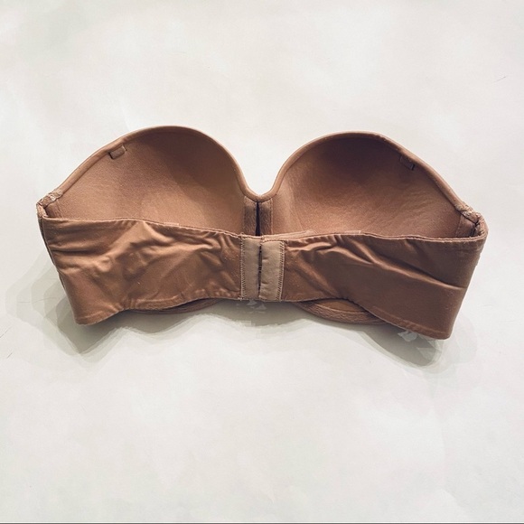 Victoria’s Secret Lined Strapless Bra - Picture 2 of 3